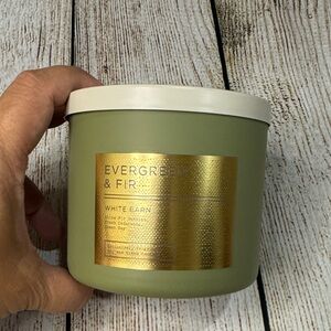 White Barn Evergreen & Fir Candle - Green with Gold Label